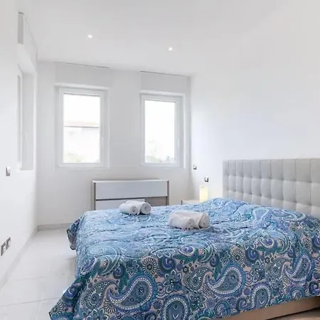 Mare A 2min - Casa Con Piscina E Posto In - Parcheggio 아파트 칼람브로네